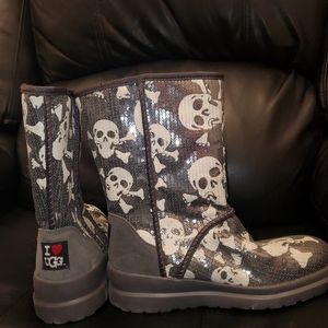Grey sequin Ugg boots with skulls